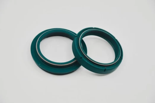 SKF KITG-43K Front fork oil seal set