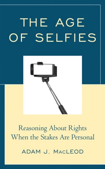 Age of Selfies - Minkštas viršelis