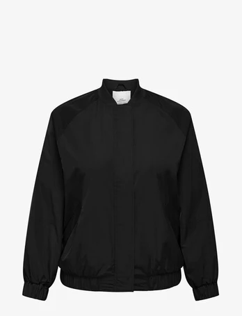 ONLY Carmakoma Carminna oversize Bomber striukė moterims Plus Size, juoda.