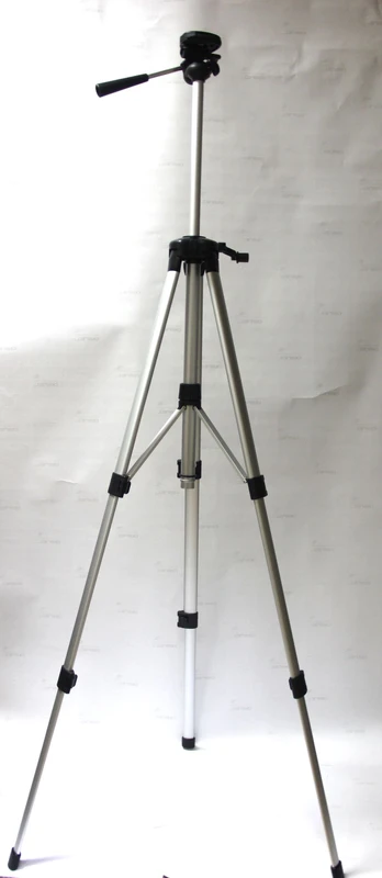Trikojis stovas su elevatoriumi LET-B (60 - 168 cm)