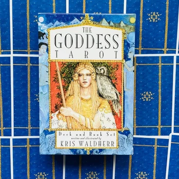 The Goddess Tarot kortos ir knyga