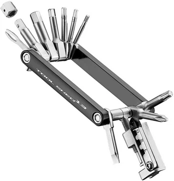 Giant Toolshed 13 Tool Kit