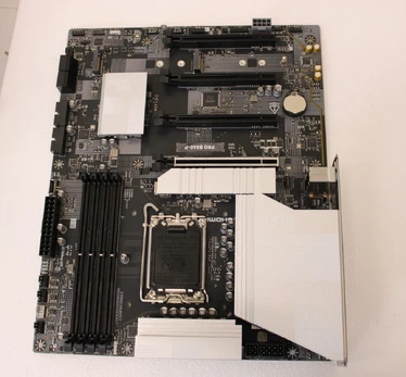 SALE OUT. MSI USED, , WITHOUT ACCESSORIES, ONLY BACKPANEL INCLUDED