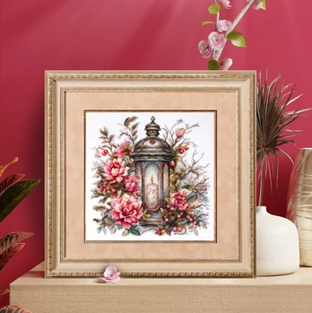 Siuvinėjimo rinkinys Magic Needle "Lantern in Bloom" 70-44