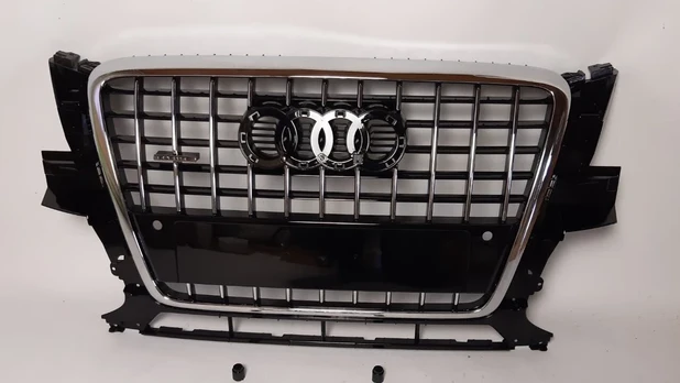 Grotelės Audi Q5 2008-2011 Sq5 stiliaus chromas