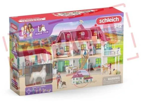 Schleich Lakeside Country House and Stable