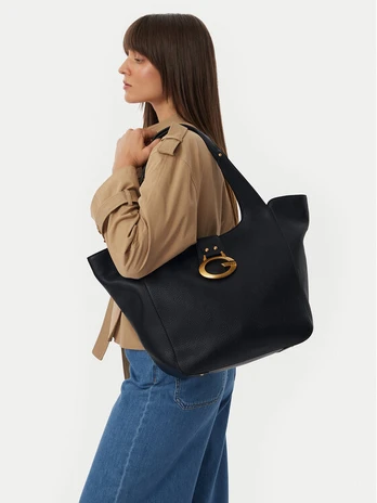 Guess Rankinė HWBB93 08240 Juoda