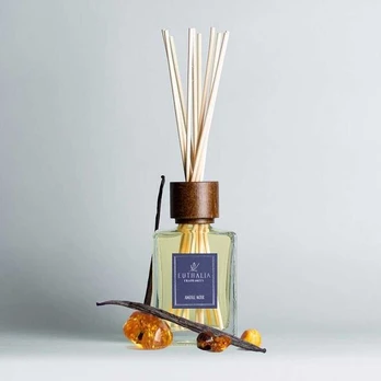 Euthalia Fragrances Euthalia Ambre Noir namų kvapas su lazdelėmis 100 ml