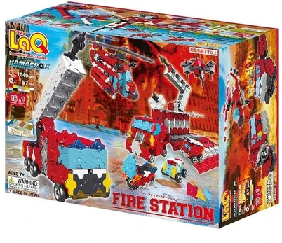 Japonijoje Konstruktorius LaQ „Hamacron Constructor Fire Station”