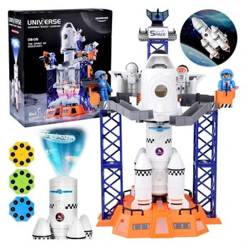 Kosminė stotis su raketa ir projektoriumi