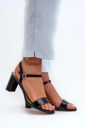 Basutės su kulnu Step in style, juodos