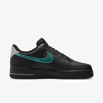 Nike Air Force 1 '07 - Dydis 40.5 (FD0654-001 Laisvalaikio batai)