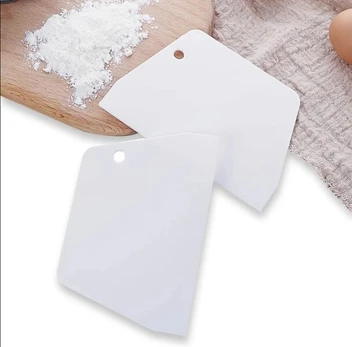 Elastingas tešlos peilis
