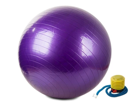 Gimnastikos kamuolys ir pompa