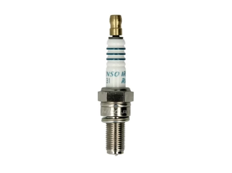 DENSO IU01-31 Spark plug