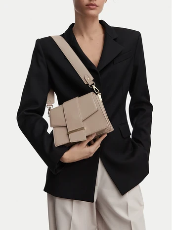 Rankinė MEXX CEO-MEXX-S-004-10 Smėlio