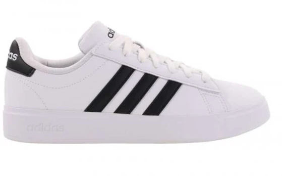 Adidas bateliai