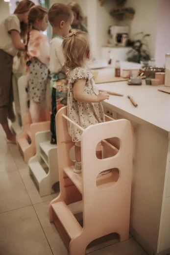 Montessori reguliuojamas bokštelis Be papildomos apsaugos Balta