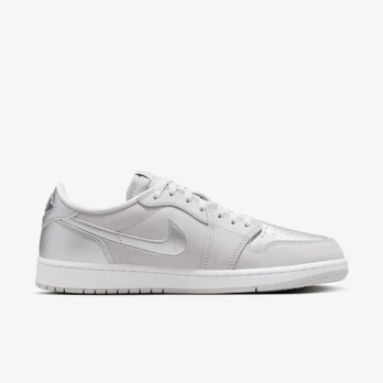 Air Jordan 1 Low OG - Dydis 42 (CZ0790-002 Laisvalaikio batai)