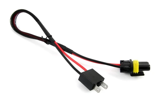 LED apšvietimas // Lemputės AUTOMOBILIMS // Adapter napięciowy hid amio-01663