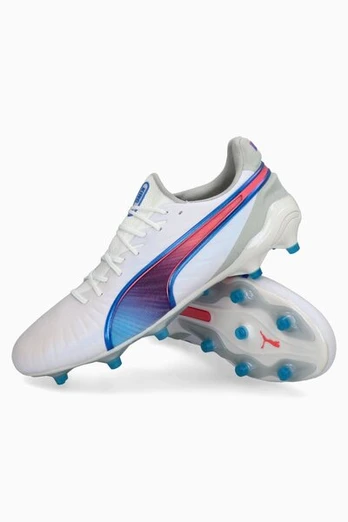 Puma King Ultimate futbolo batai - balti