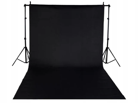 Juodas matinis fotofonas 275 x 160 cm