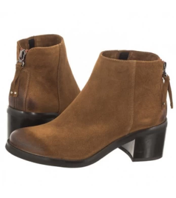 Nessi Camel 18447 (NE344-b) bateliai