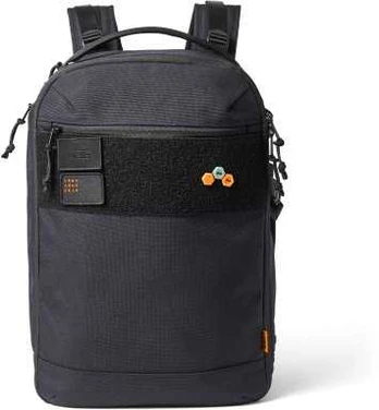 Lexon UAG Premium Tech 16" 24L juoda