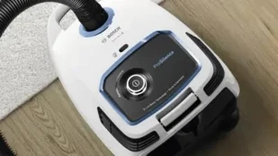 Dulkių siurblys Bosch BGB 6SIL0L