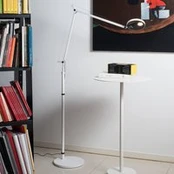 "Artemide Demetra" skaitymo grindų lempa 930 Sensor white