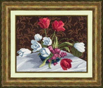 Beldizart (C) (Nutrauktas) Baltos tulpės S/M005