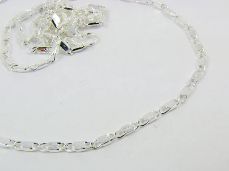 Žalvarinė grandinėlė su užsegimu 1,8 mm 46 cm, 3 vnt.