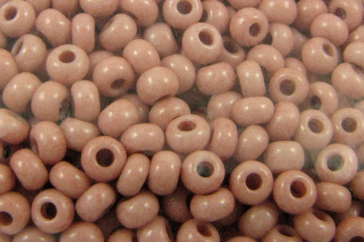 Preciosa biseris (07330) 6/0 50 g