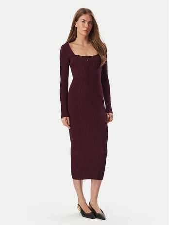 Tommy Jeans Trikotažinė suknelė DW0DW23329 Violetinė Slim Fit