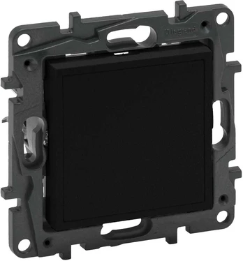 Aklė Niloe Step Legrand 863500