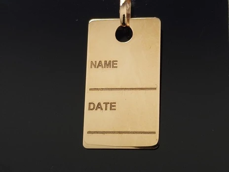Auksinis pakabukas plokštelė " Name Date" Praba: 585