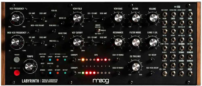MOOG Labyrinth - Syntezator Analogowy