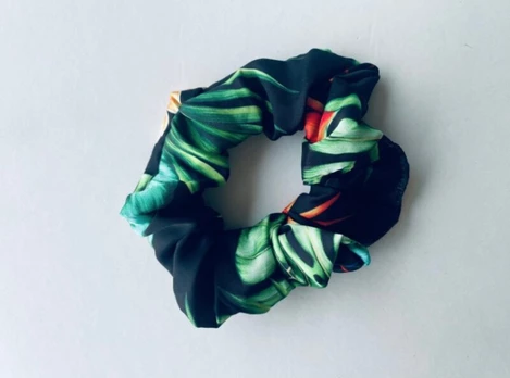 Satininė plaukų gumytė moterims Scrunchie