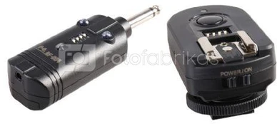Falcon Eyes Radio Trigger Set RF-DD2.4 on AAA-Battery
