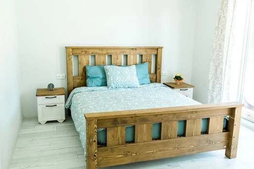 Lova Georg 100x200 tamsiai ruda