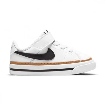 Nike bateliai
