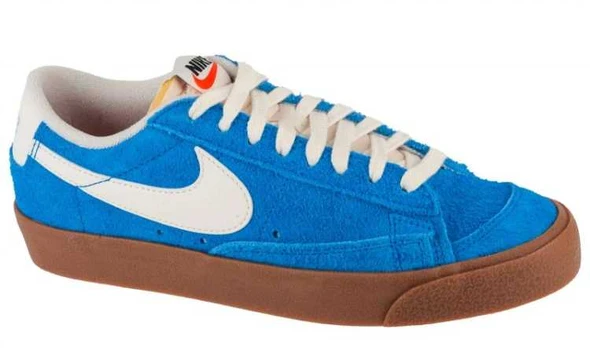 Nike bateliai
