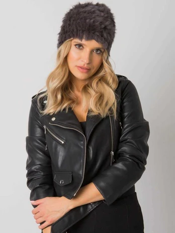 Moteriška kepurė