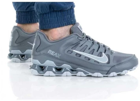 Nike bateliai