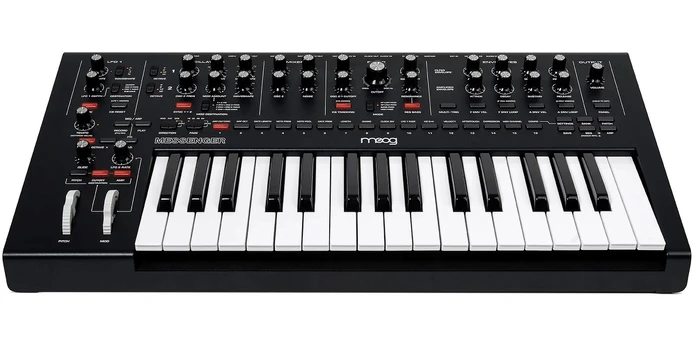 MOOG MESSENGER - Syntezator Analogowy
