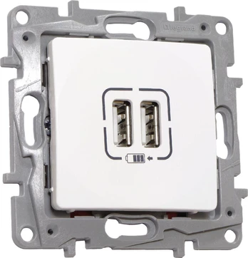 MAITINIMO LIZDAS LE-764594 Niloe 2 PORTAI USB 2.4A/5V LEGRAND