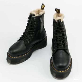 Dr. Martens Jadon Fl 8 Eye Boot Black - Dydis 7 (DM25637001 Laisvalaikio batai)