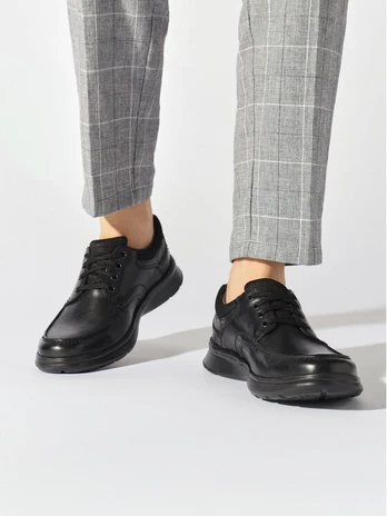 Clarks Batai Cotrell Edge 261373857 Juoda