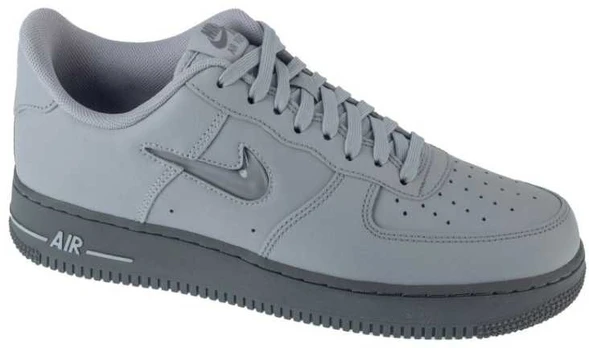 Nike bateliai