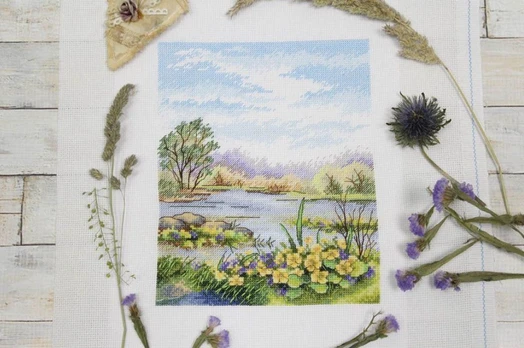 Cross stitch kit "Forest Pond" SNV-833